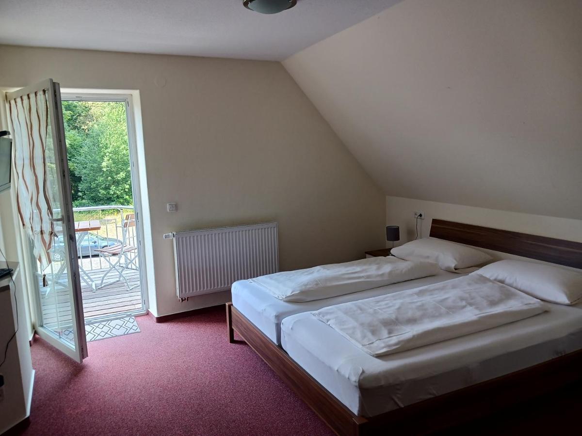 Hotel Forsthaus Gluesing Schnakenbek Esterno foto